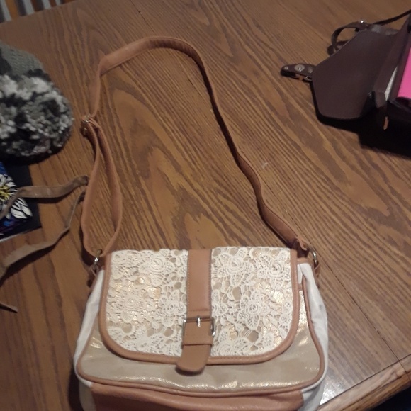 Purse - Picture 4 of 4